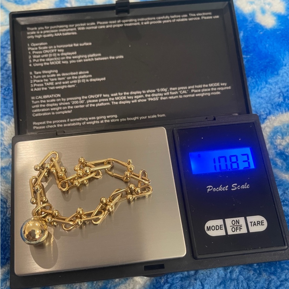 Elegant Gold Chain Bracelet with Charm